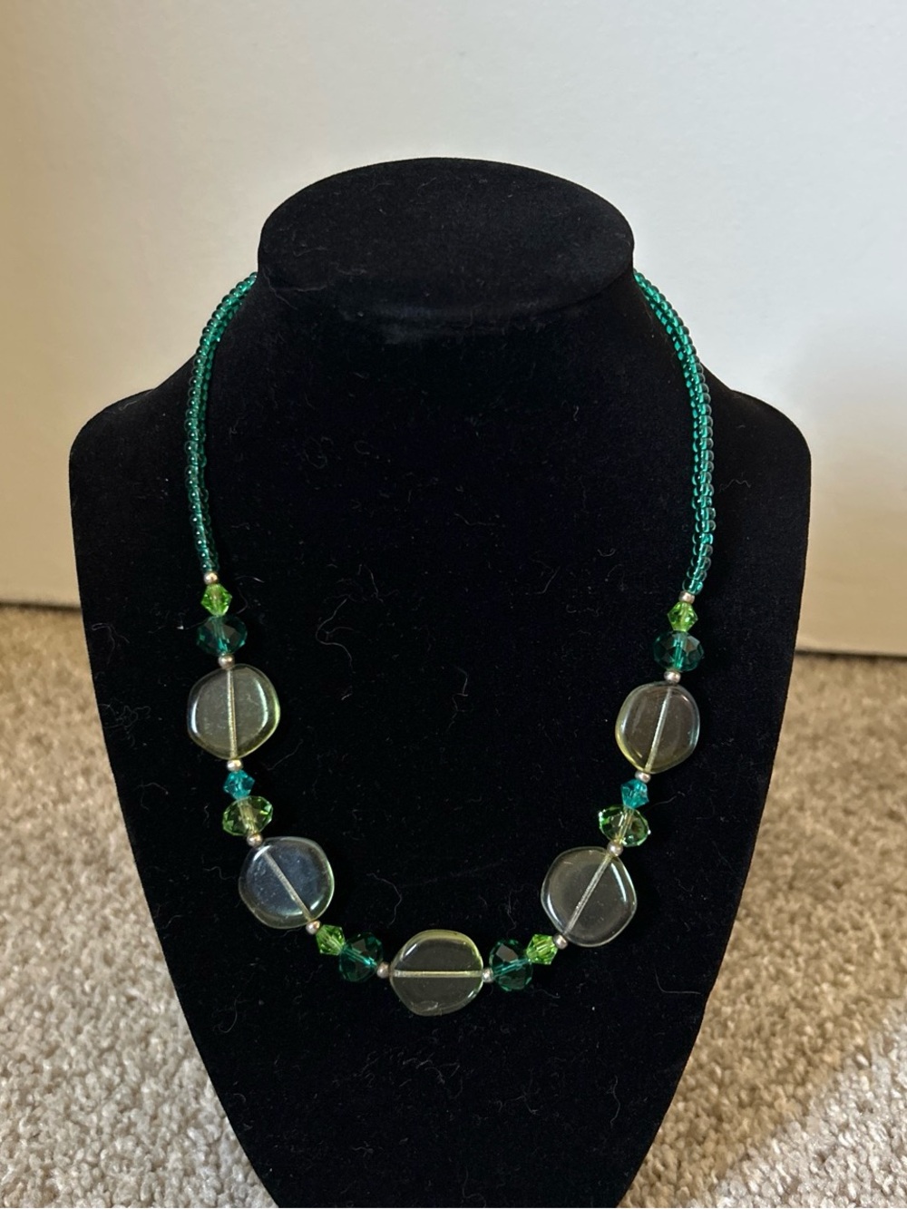 Green Beaded Necklace - Unbranded